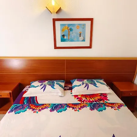 Malibu Park With Ocean View 아데제